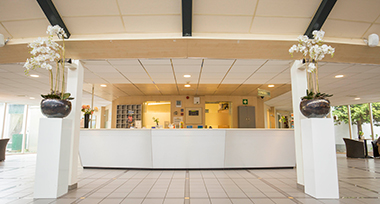 Receptie van Fletcher Hotel-Restaurant Spaarnwoude